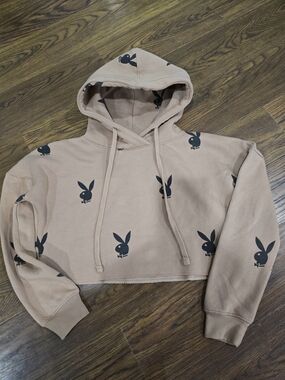 PLAYBOY Misguided Camel Brown Cropped Hoodie. Size M.
